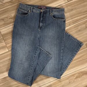 Gloria Vanderbilt Amanda Women's Blue Straight Leg Jeans